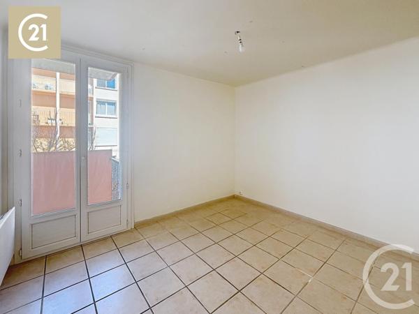 Appartement F3 Bis à vendre  5 pièces - 77,21 m2 BEZIERS - 34