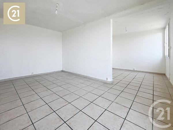 Appartement F3 Bis à vendre  5 pièces - 77,21 m2 BEZIERS - 34