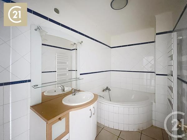 Appartement F3 Bis à vendre  5 pièces - 77,21 m2 BEZIERS - 34