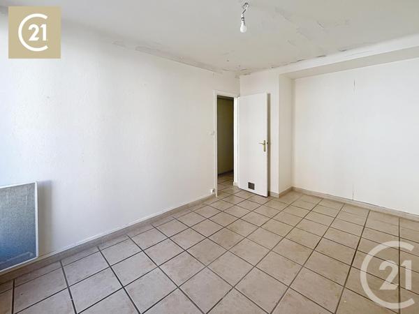 Appartement F3 Bis à vendre  5 pièces - 77,21 m2 BEZIERS - 34