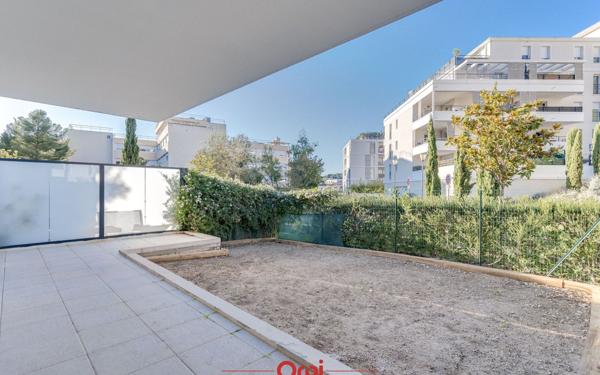 Appartement à vendre    2 pièces •  Marseille 11