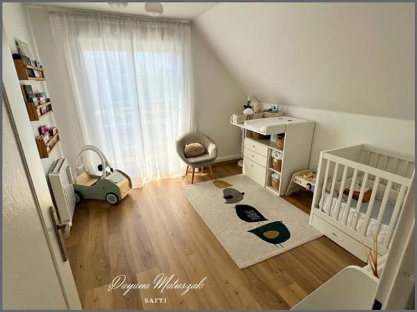 Magnifique maison située à proximité de toutes les commodités.