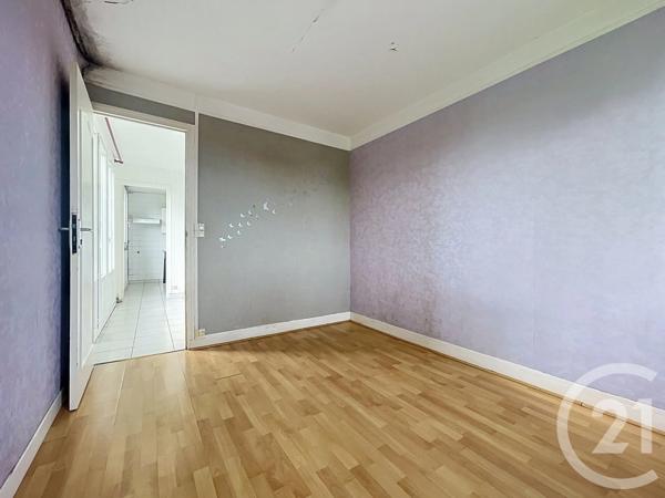 Appartement F3 à vendre  3 pièces - 52 m 2   TROYES  - 10