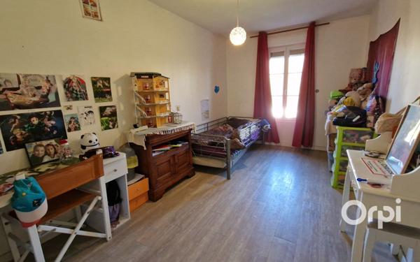 Maison à vendre    4 pièces •  Saint-Sornin