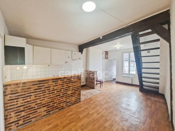 DUPLEX T4 Atypique Provins Centre Historique | 3 Chambres | Balcon Vue Collégiale | 8 min Gare & Faibles Charges