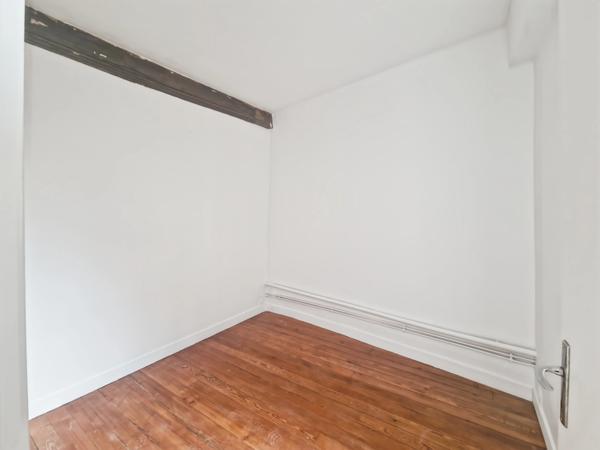 DUPLEX T4 Atypique Provins Centre Historique | 3 Chambres | Balcon Vue Collégiale | 8 min Gare & Faibles Charges