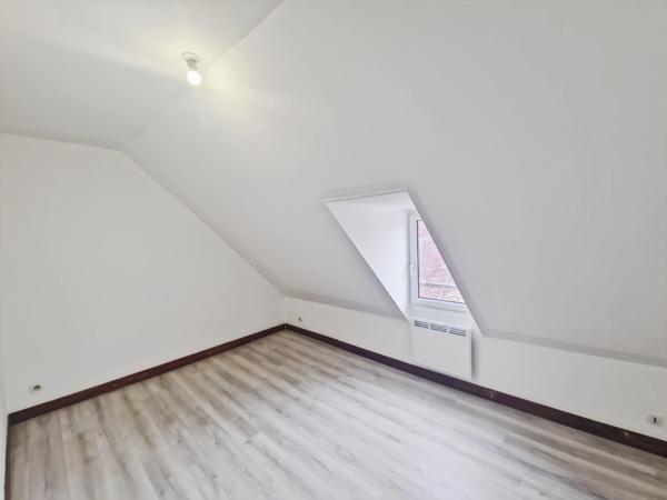 DUPLEX T4 Atypique Provins Centre Historique | 3 Chambres | Balcon Vue Collégiale | 8 min Gare & Faibles Charges