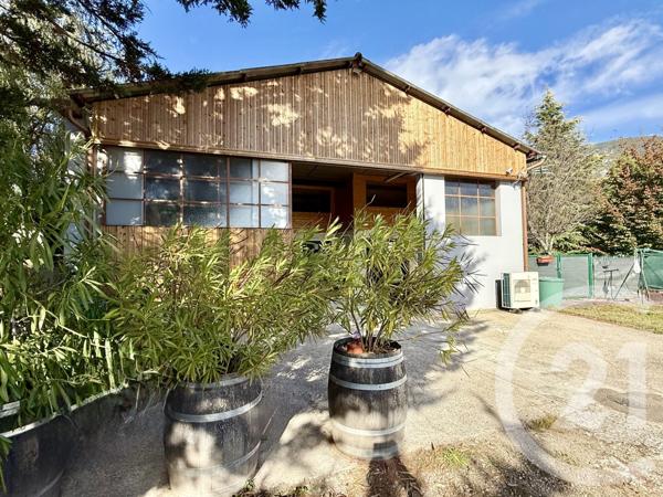 Maison à vendre  8 pièces - 226 m2 ARTEMARE - 01