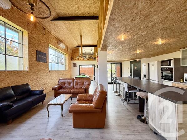 Maison à vendre  8 pièces - 226 m2 ARTEMARE - 01