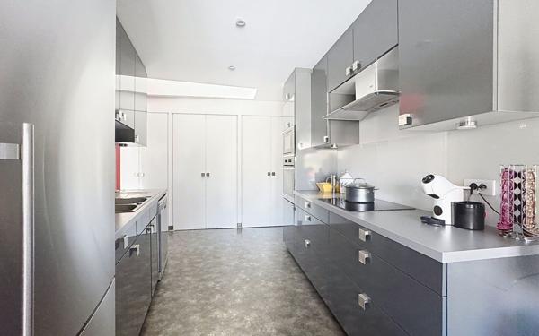 Maison à vendre    4 pièces •  La Rochelle