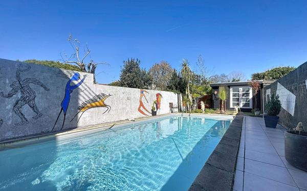 Maison à vendre    4 pièces •  La Rochelle