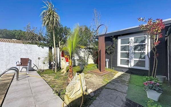 Maison à vendre    4 pièces •  La Rochelle