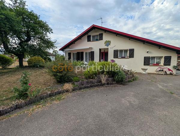 Vente
                Maison163 m² - 5 Pièces -
                    GUERPONT (55000)