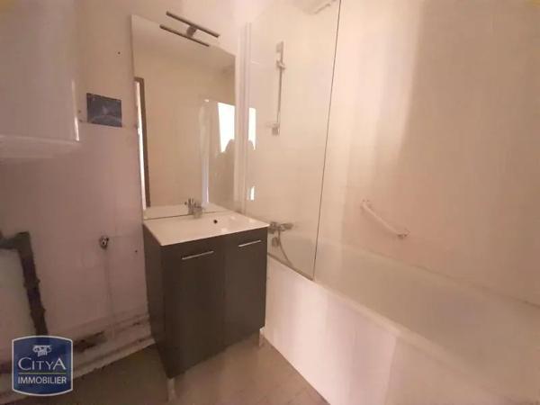 Appartement à louer 3 pièces 71.87m² Saint-Chamond (42400)