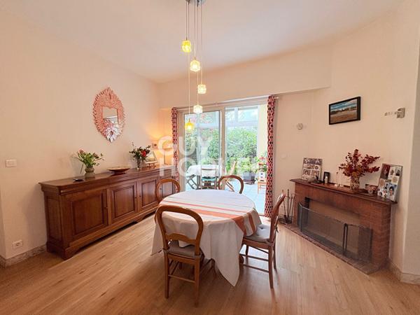 Ensemble immobilier en pierre de 4 lots barrière de Toulouse