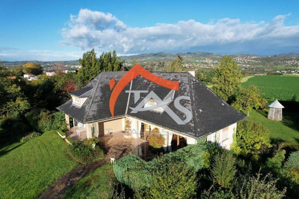 Vente Villa 6 pièces 205 m2 à Saint-Paul-en-Jarez