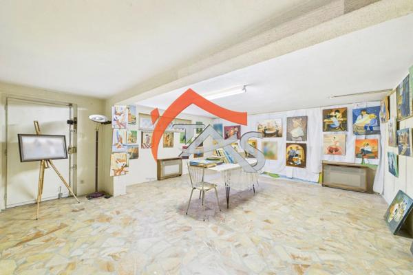 Vente Villa 6 pièces 205 m2 à Saint-Paul-en-Jarez