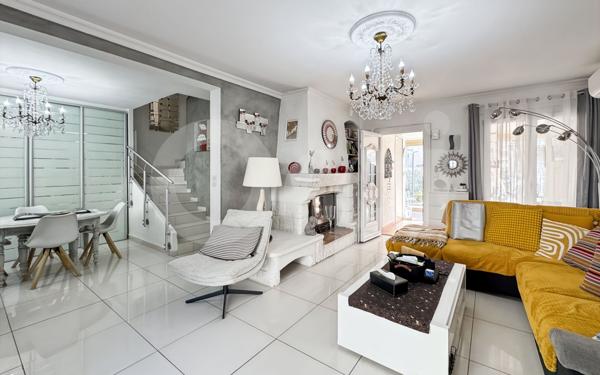 Maison à vendre    4 pièces •  Toulon