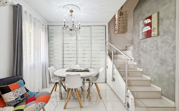 Maison à vendre    4 pièces •  Toulon