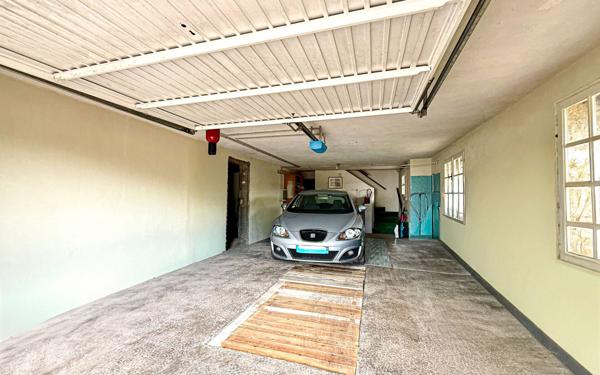 Maison à vendre    6 pièces • 200 m2 Peymeinade