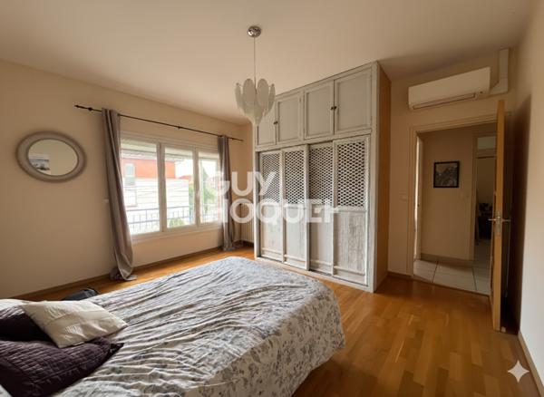 APPARTEMENT TRAVERSANT T3 - 110 m² - PARKING - BALCON