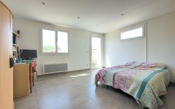 Appartement à vendre    5 pièces • 108 m2 Salon-de-Provence