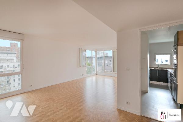 Appartement 80 m² dernier étage avec grand balcon et climatisation