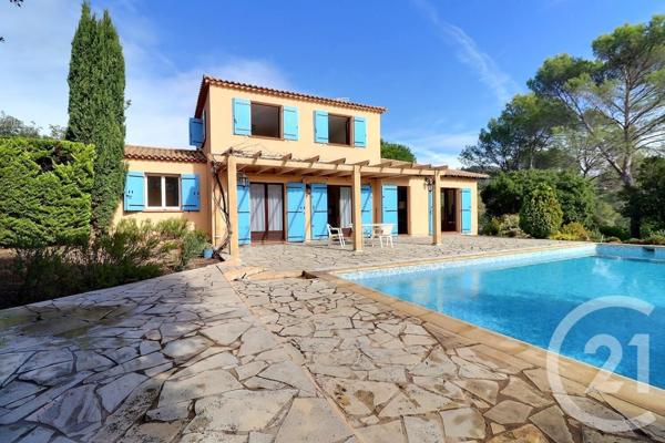 Maison à vendre  6 pièces - 122,84 m2 ROQUEBRUNE SUR ARGENS - 83