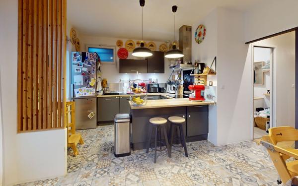 Maison à vendre    4 pièces •  Talence