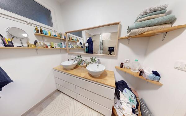 Maison à vendre    4 pièces •  Talence