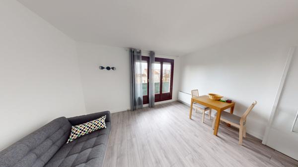 Appartement Vitry Sur Seine 45m2 de 2 pièces proximité T9