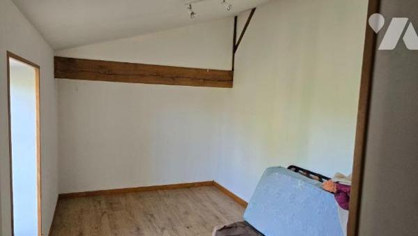 MAISON ANCIENNE 175M² ET DEPENDANCES SUR 2200m²