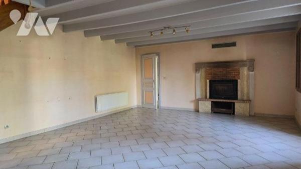 MAISON ANCIENNE 175M² ET DEPENDANCES SUR 2200m²