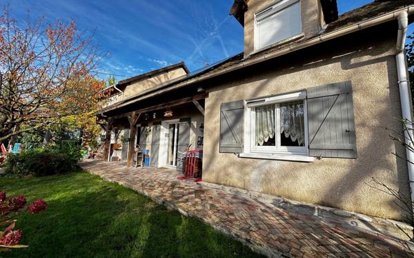 Maison à vendre    6 pièces •  Chennevières-sur-Marne