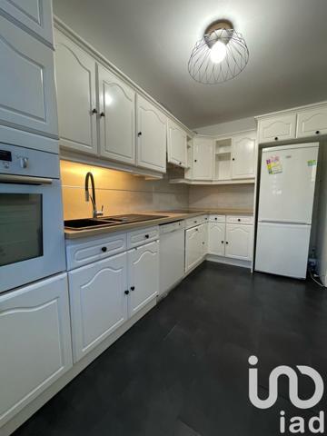 Maison 5 pièces de 118 m² à Savigny-le-Temple (77176)