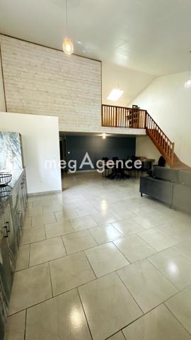 Maison à MACOURIA, 97355 - 4 pièces 220m²