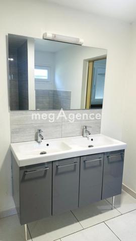 Maison à MACOURIA, 97355 - 4 pièces 220m²