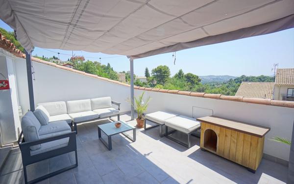 Appartement à vendre    3 pièces • 69 m2 Mougins