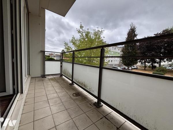 ORVAULT – Quartier Plaisance. T4 avec balcon de 73,74 m² hab au 1er ss asc.                      