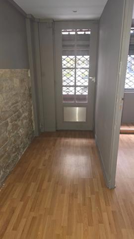 Notre dame de lorette : local commercial de 56m² sur 2 niveaux à vendre