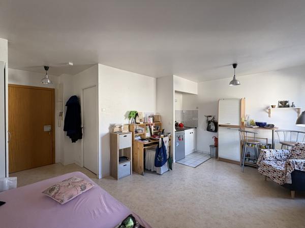 Studio meublé - BAS DU CENTRE VILLE Poitiers (86000)