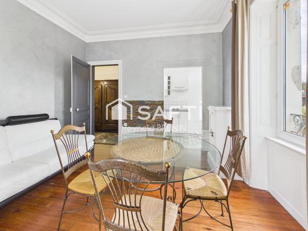 Appartement avec terrasse et parking privés