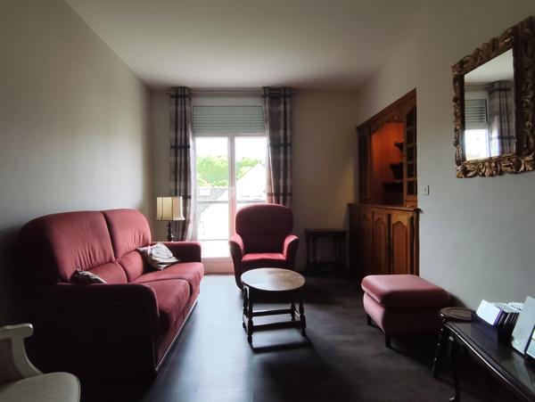 SUPERBE APPARTEMENT F4 DE 72M² REFAIT A NEUF AVEC GOUT DANS RESIDENCE DE STANDING PLEIN CENTRE VILLE Beauvais (60000)