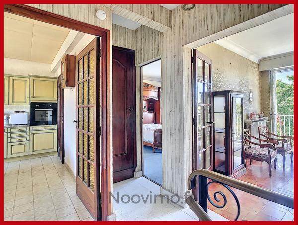 Grande maison centre-ville avec garage