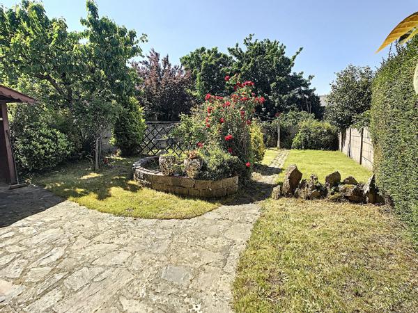 Grande maison centre-ville avec garage