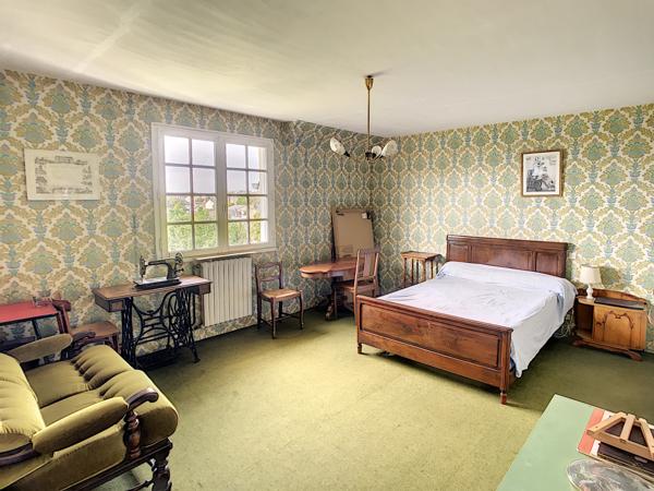 Grande maison centre-ville avec garage