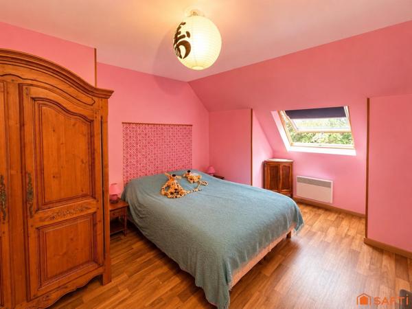 MAISON FAMILIALE, 5 CHAMBRES ET SOUS-SOL COMPLET