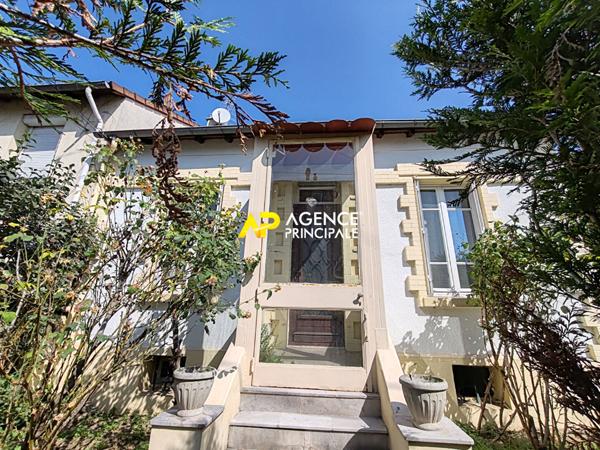 Maison à vendre à Argenteuil -5 pièces, 4 chambres 309 000 € ** - Référence 4449