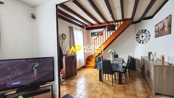 Maison à vendre à Argenteuil -5 pièces, 4 chambres 309 000 € ** - Référence 4449