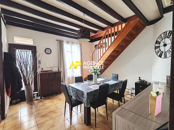 Maison à vendre à Argenteuil -5 pièces, 4 chambres 309 000 € ** - Référence 4449